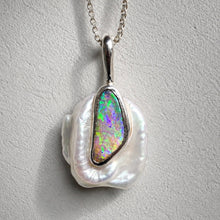 Load image into Gallery viewer, "Looking Through" oPearl Pendant