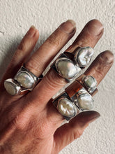 Load image into Gallery viewer, Piper Pearl & Copper Ring
