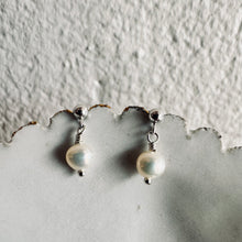 Load image into Gallery viewer, Ellie Micro Pearl Studs