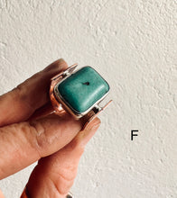 Load image into Gallery viewer, Piper Pearl & Copper Ring