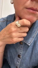 Load image into Gallery viewer, Pip Keshi Pearl Ring