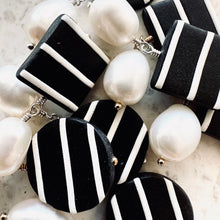 Load image into Gallery viewer, Round Pinstripe Polymer + Pearl