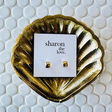 Load image into Gallery viewer, Curved Hoop Stud - Small