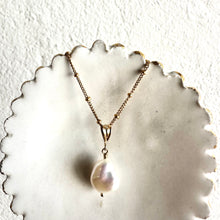 Load image into Gallery viewer, Beau Pearl Pendant Necklace
