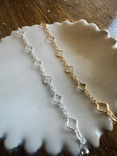 Load image into Gallery viewer, Clover Bracelet

