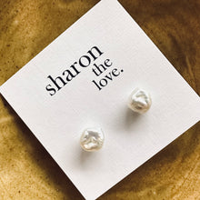 Load image into Gallery viewer, Pip Keshi Pearl Studs

